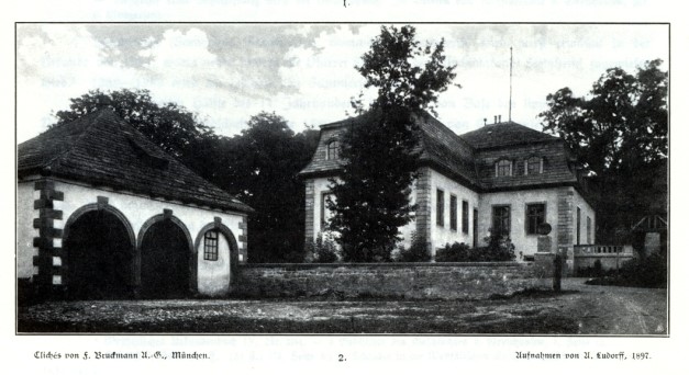 1723    Baubeginn Gutshof (Schloss)